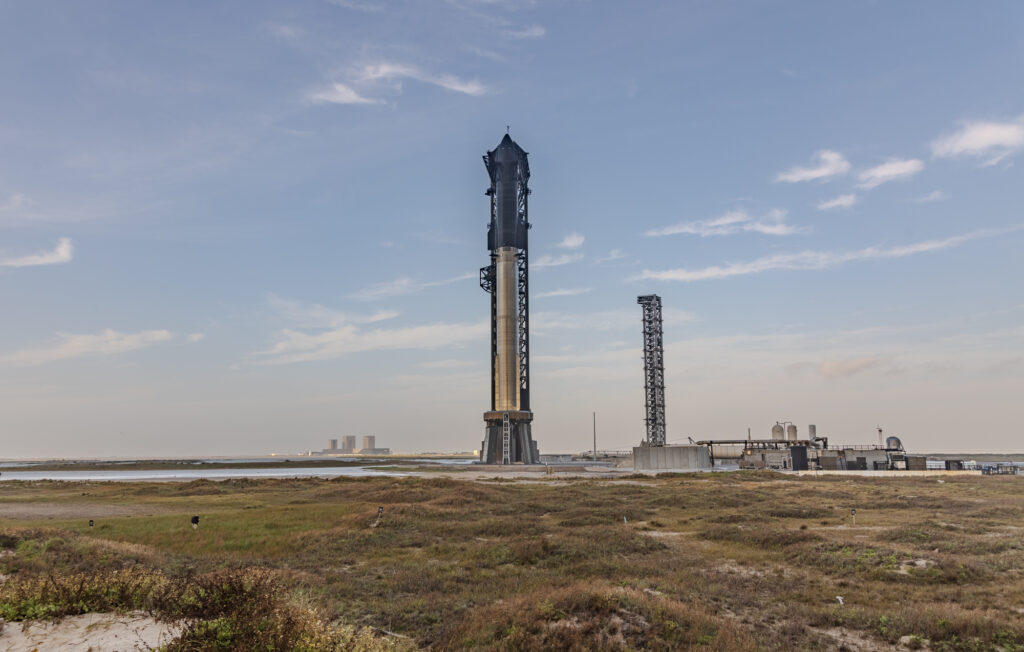 Starbase Launch Pad with Starship 6